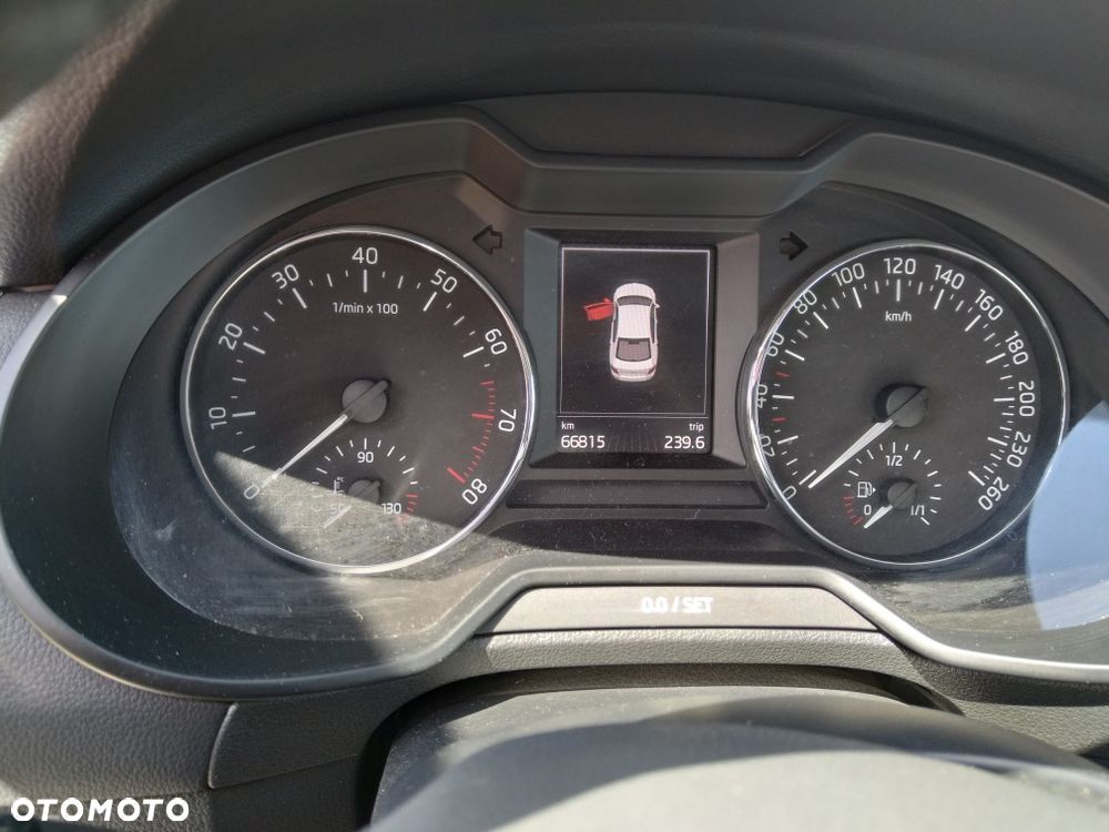 Skoda Octavia - 8