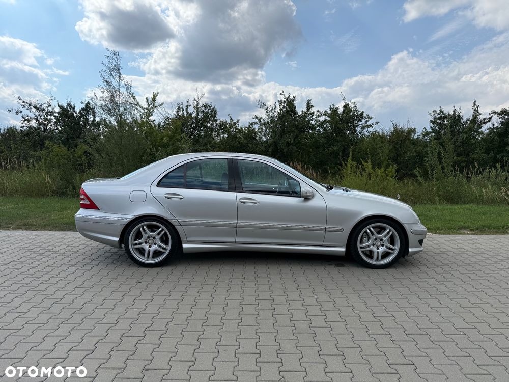 Mercedes-Benz Klasa C 30 CDI AMG - 2