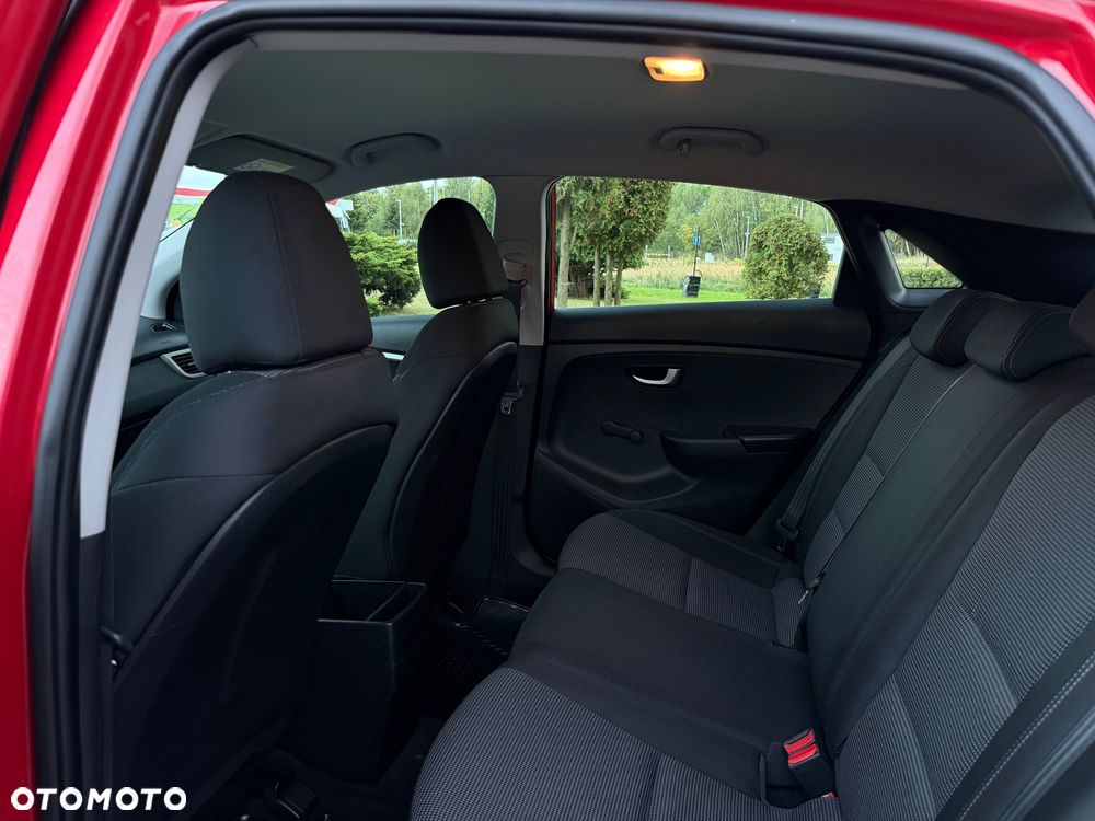 Hyundai i30 1.4 Fifa World Cup Edition - 12