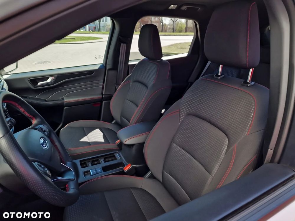 Ford Kuga 1.5 EcoBoost FWD ST-Line - 21