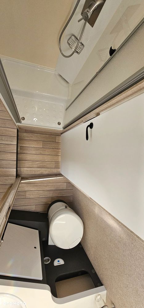 McLOUIS MC4 379 - 30