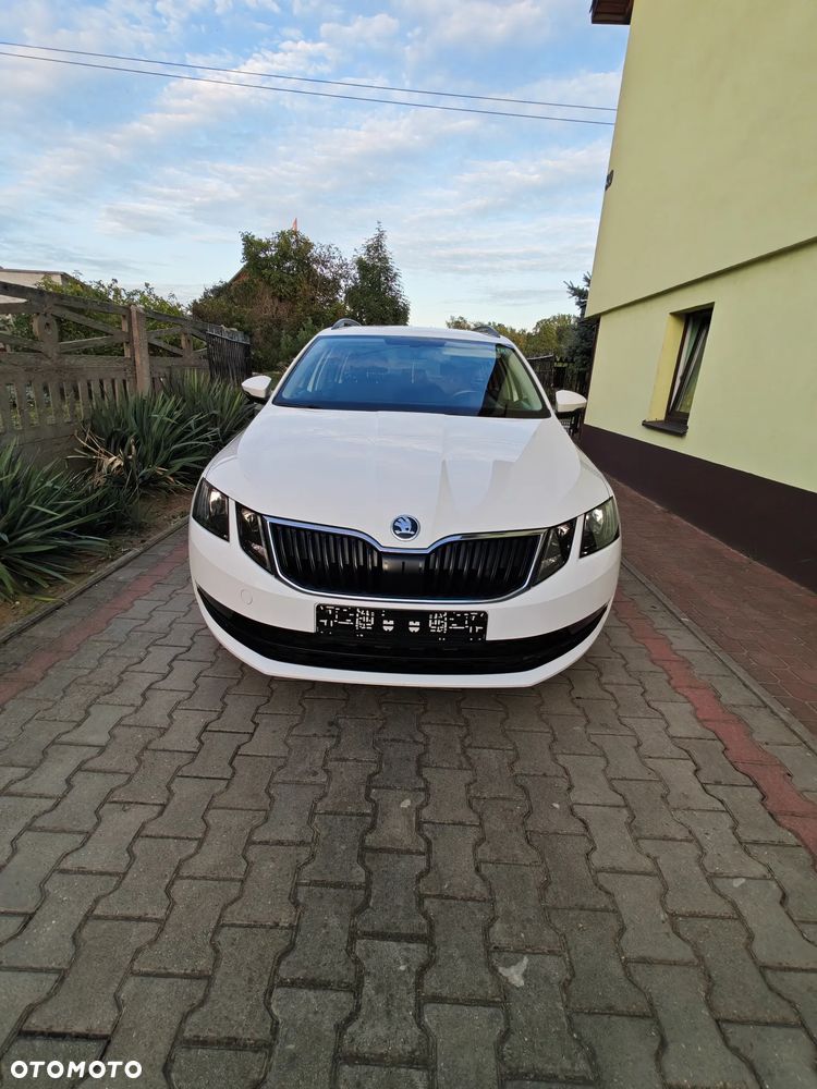 Skoda Octavia - 3