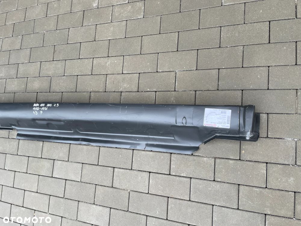 PRÓG PRAWY AUDI 100, 200 C3  1982-1991 - NOWY 4D - 2