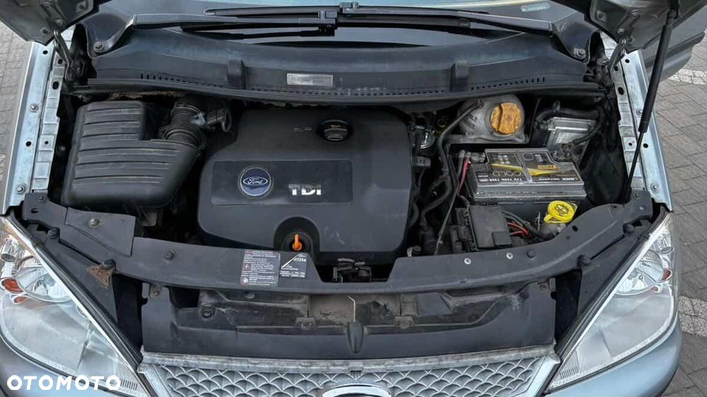 Ford Galaxy - 4