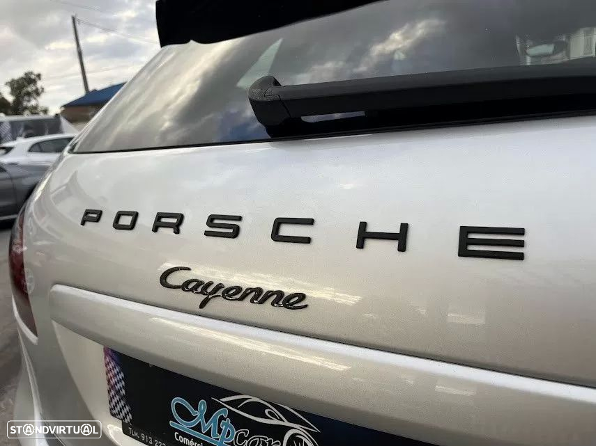 Porsche Cayenne Tiptronic - 45