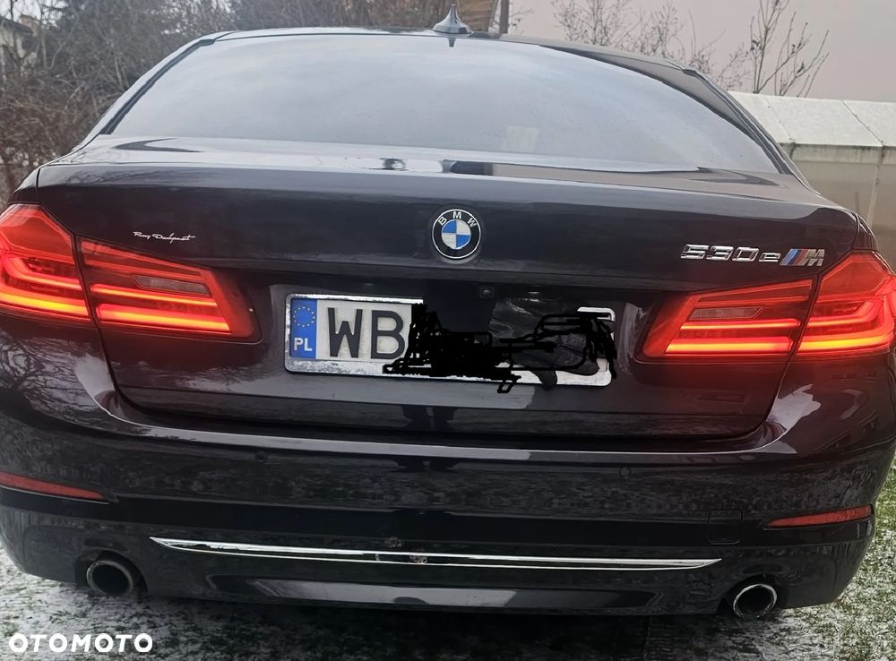 BMW Seria 5 530e iPerformance Luxury Line - 4