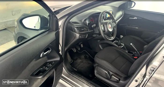 Fiat Tipo Station Wagon 1.3 M-Jet Lounge - 11