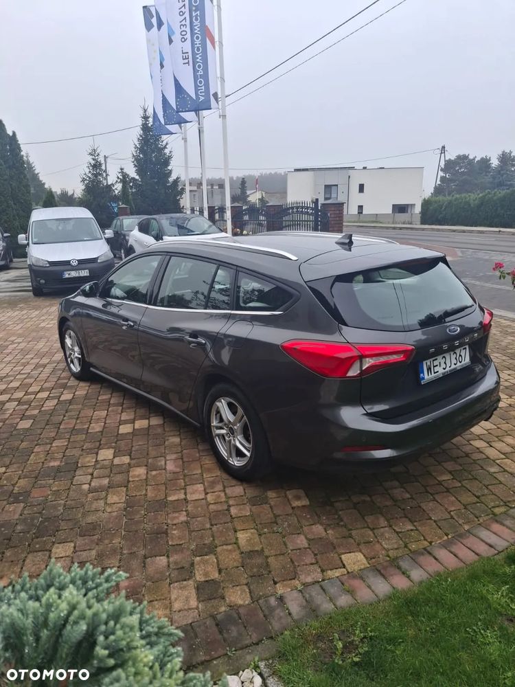 Ford Focus 1.0 EcoBoost Connected - 4