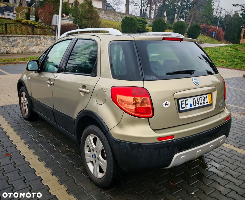 Fiat Sedici 1.6 16V 4x4 Luxury - 5