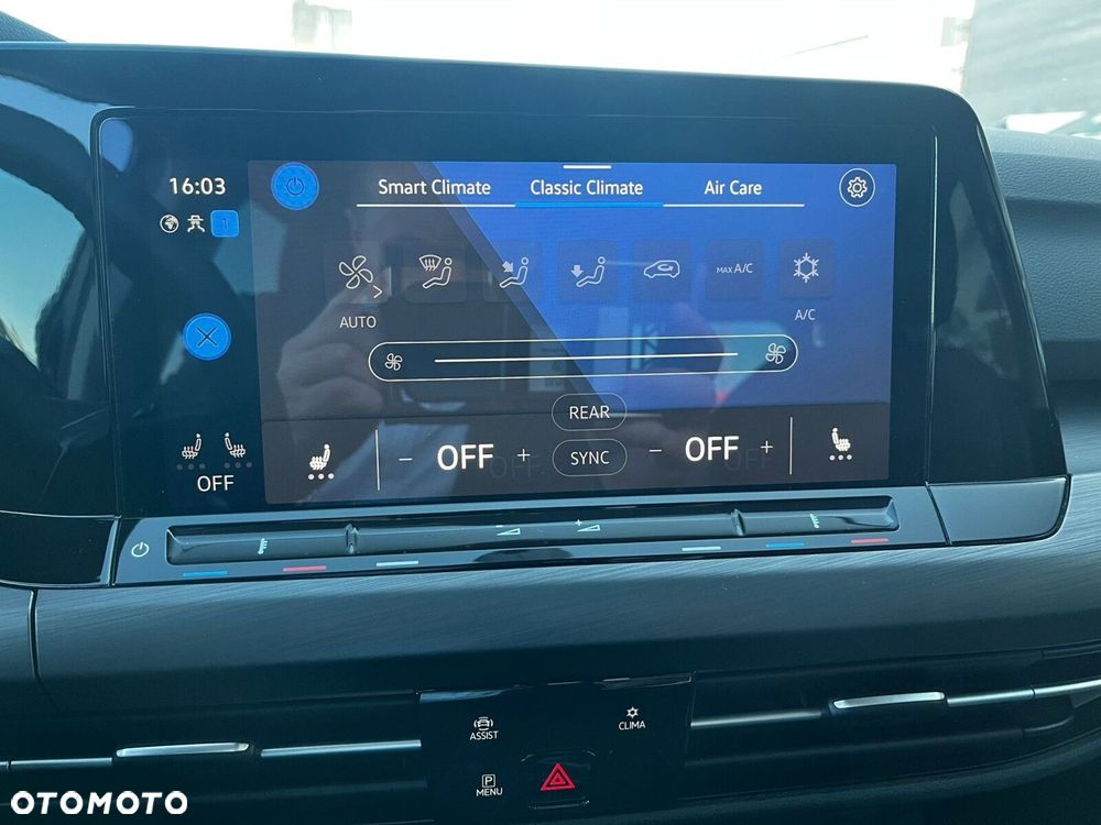 Volkswagen Golf 2.0 TSI Style DSG - 25