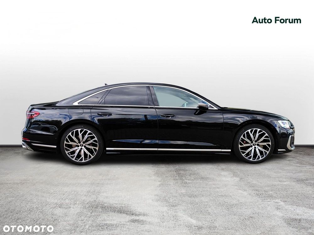 Audi S8 - 6