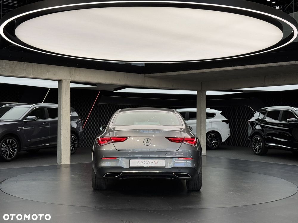 Mercedes-Benz CLA 180 7G-DCT - 5