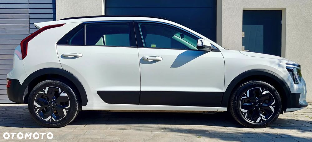 Kia Niro 64kWh M - 5
