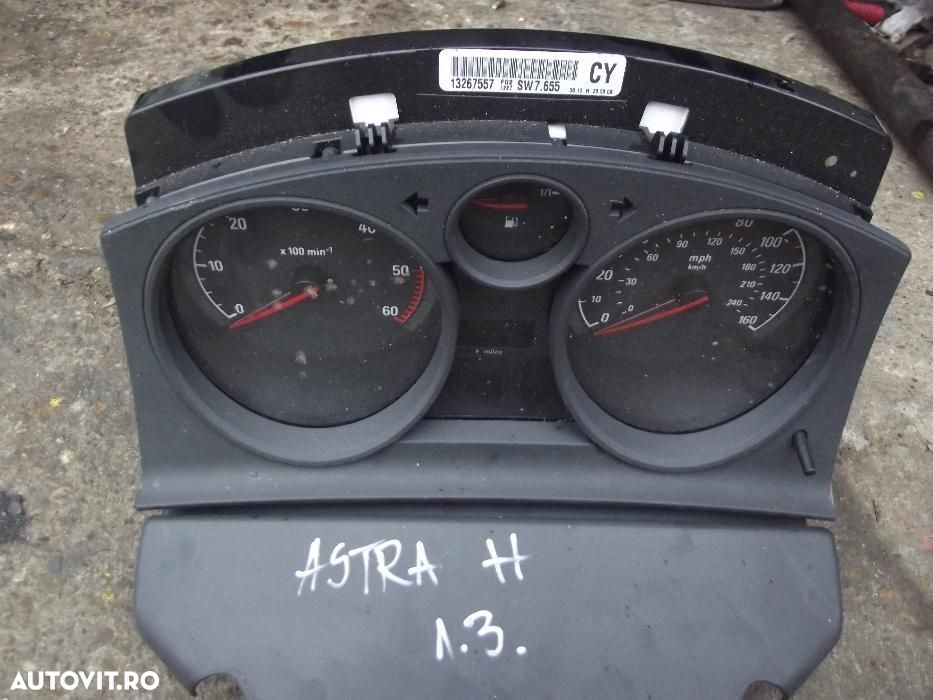 Ceasuri bord Opel Astra H 1.7 1.3 dezmembrez Opel Astra H 1.7 1.9 1.3 - 4