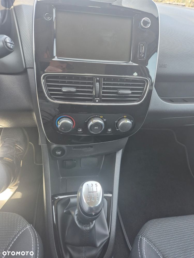 Renault Clio (Energy) TCe 90 Start & Stop LIMITED - 16