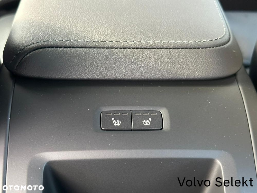 Volvo XC 60 - 30
