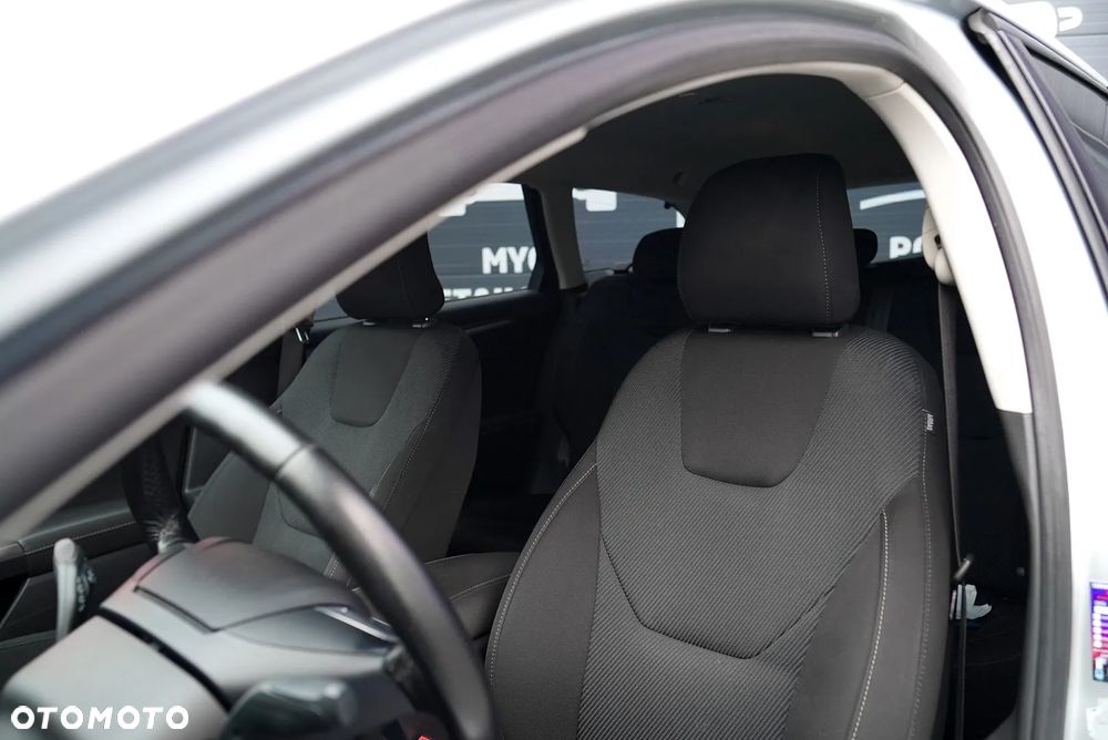 Ford Mondeo - 20