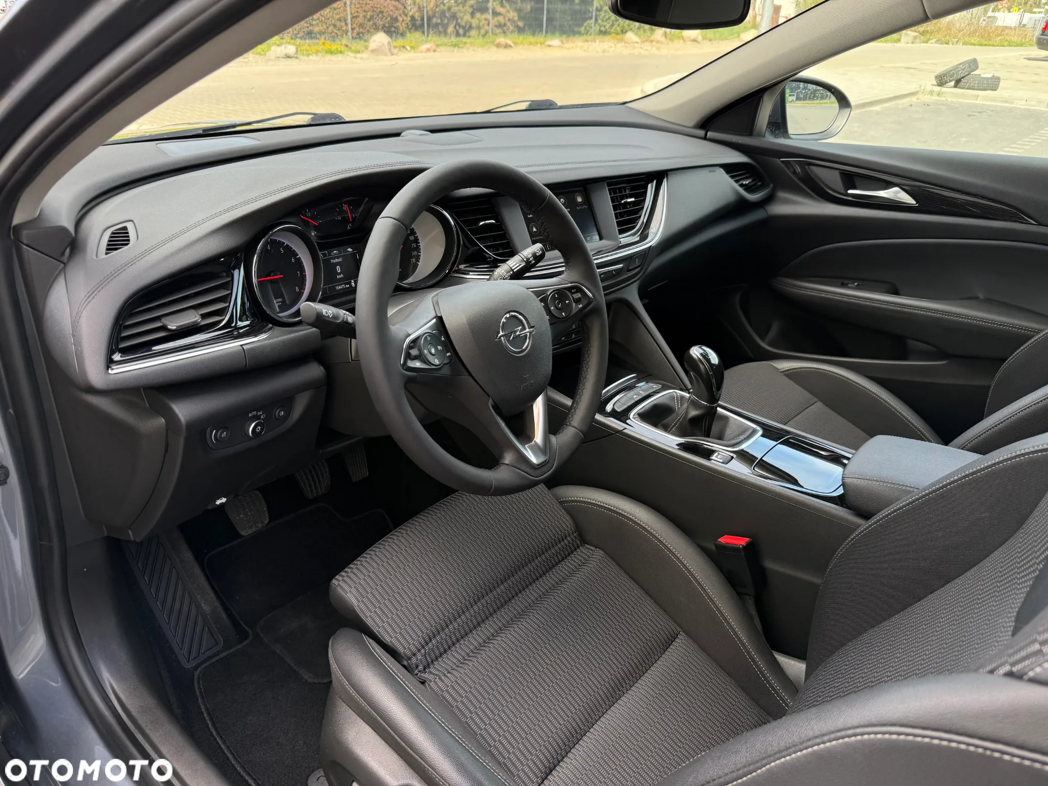 Opel Insignia 1.5 T Enjoy S&S - 12