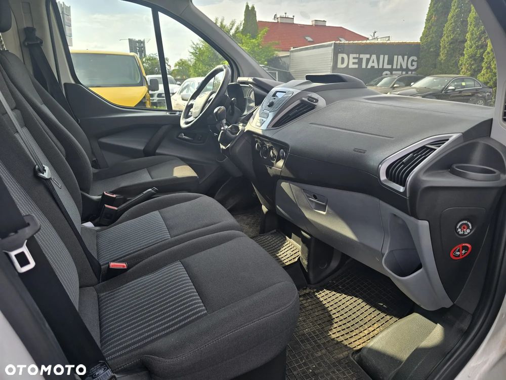 Ford Transit Custom - 10
