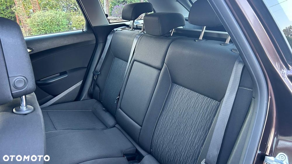 Opel Astra IV 1.4 T Enjoy - 12