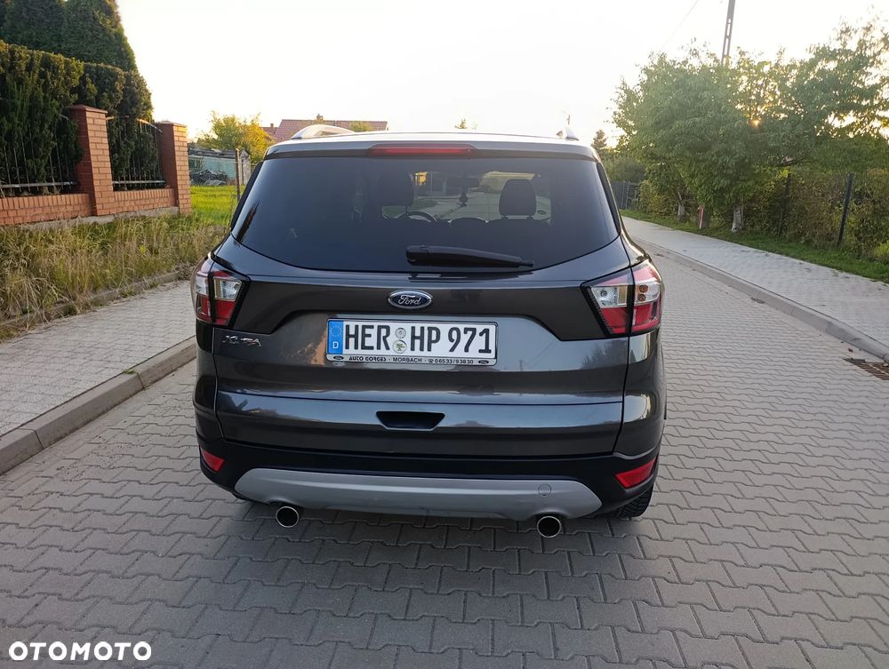 Ford Kuga 2.0 TDCi 2x4 Titanium - 7