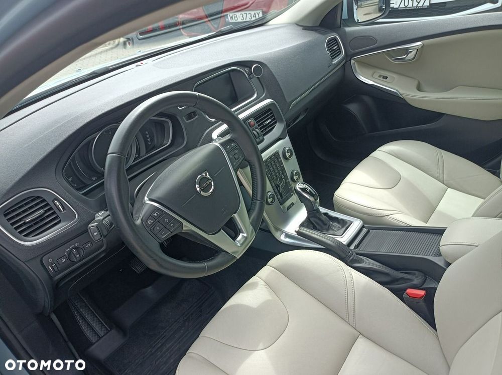 Volvo V40 - 17
