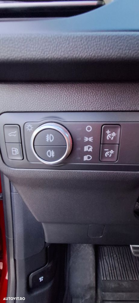 Ford Kuga 2.5 Duratec PHEV ST-LINE - 32