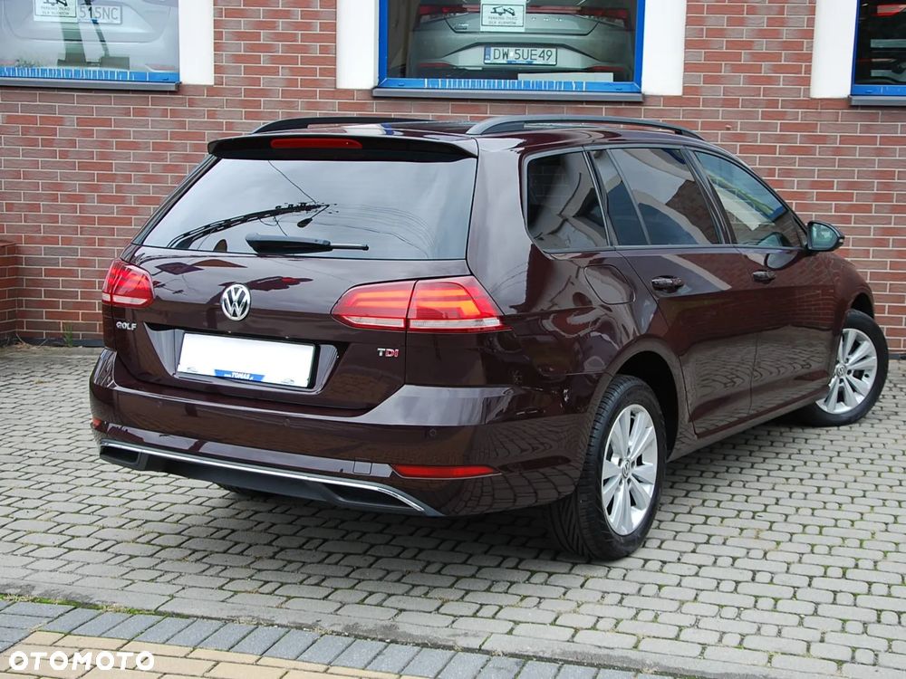 Volkswagen Golf - 5
