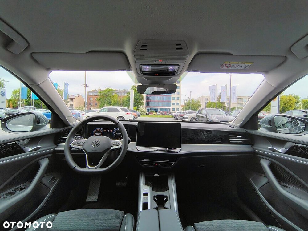 Volkswagen Passat - 26