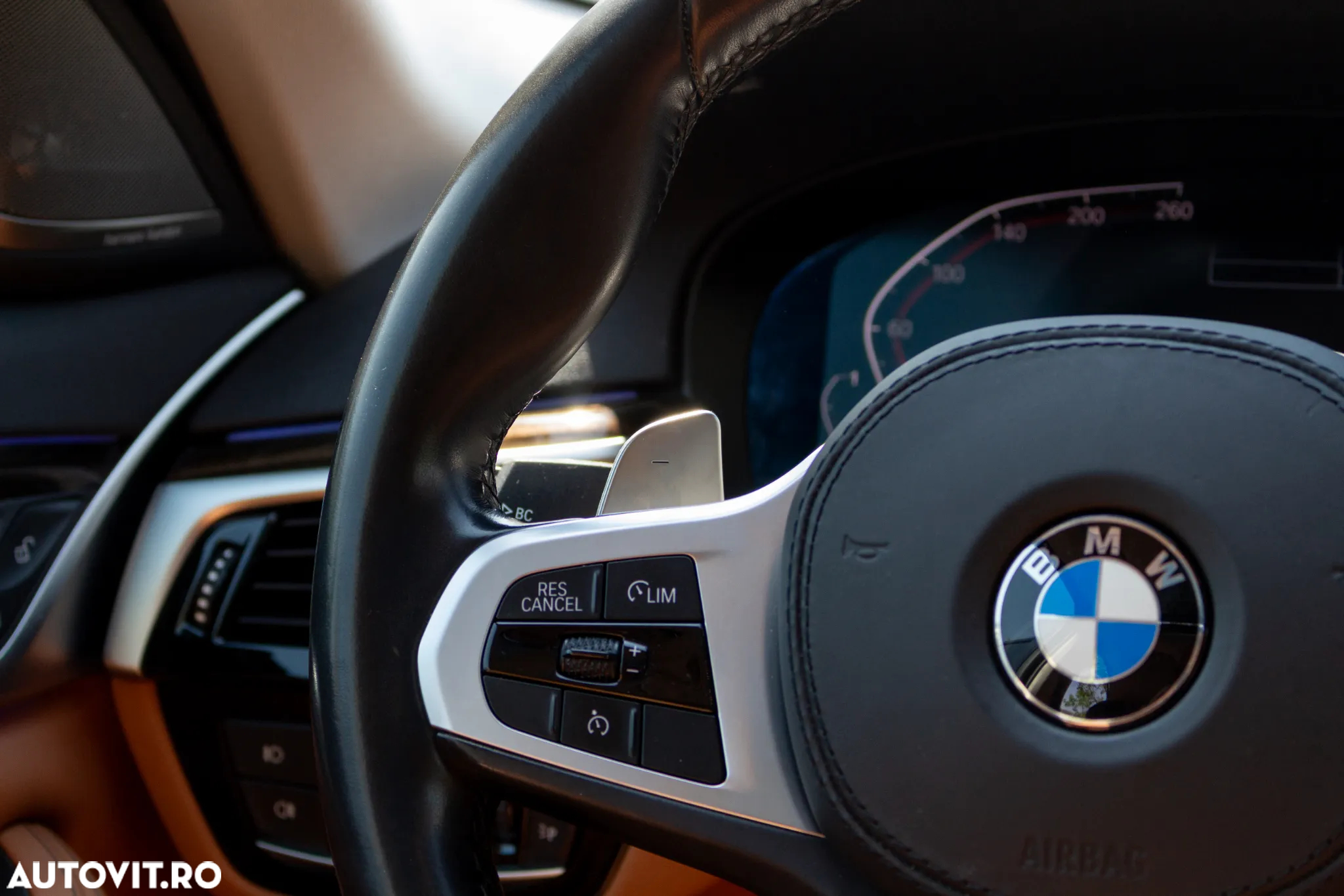 BMW Seria 5 520i Aut. Sport Line - 23