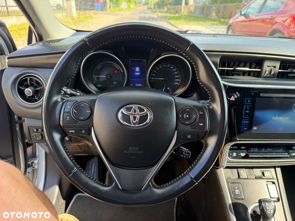 Toyota Auris Hybrid 135 Prestige - 19