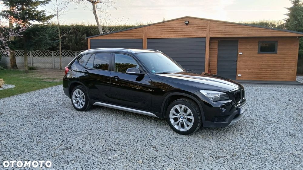 BMW X1 sDrive18d xLine - 12