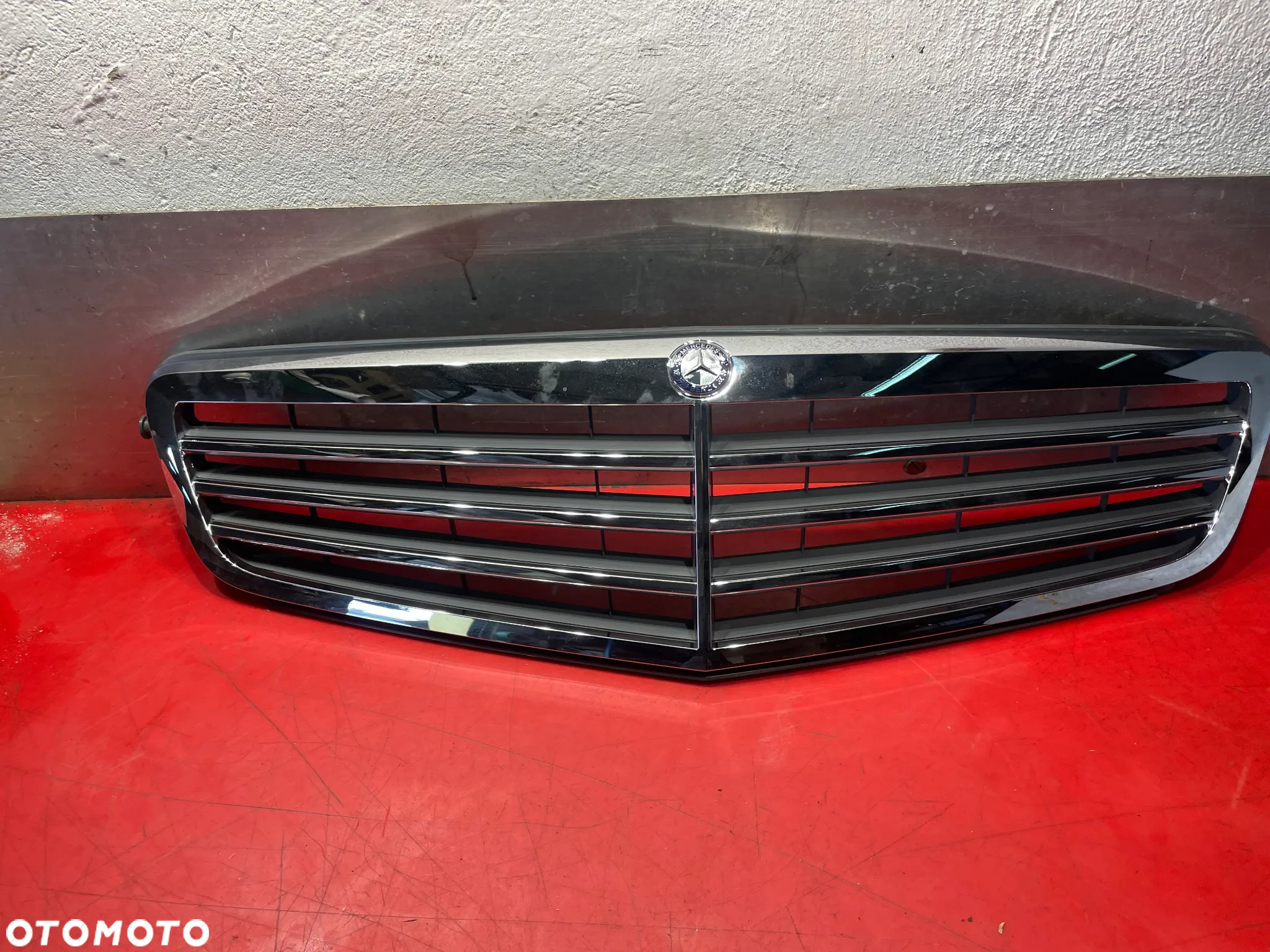 GRILL ATRAPA CHŁODNICY MERCEDES PZEDLIFT W204 - 3