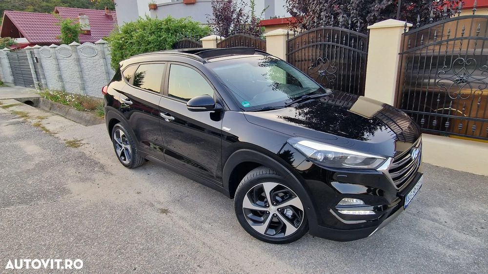 Hyundai Tucson 2.0 CRDI 4WD Automatik Premium - 30