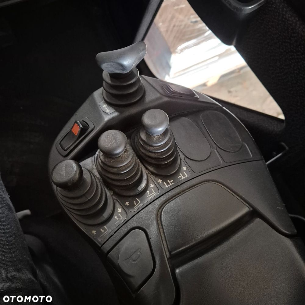 Linde H25T-02   2,5 tonowy 7200 mth VAT23 - 15