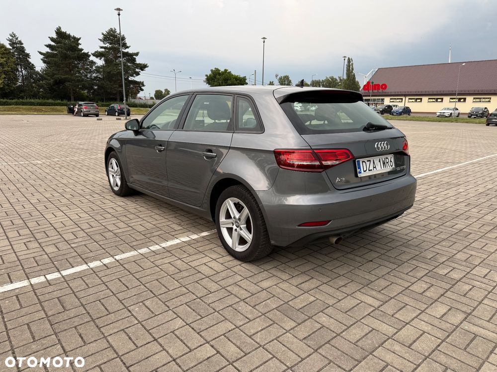 Audi A3 Sportback 30 TFSI - 4