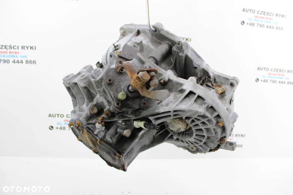Opel Zafira Vectra Skrzynia 2.2  Biegów F23 - 8