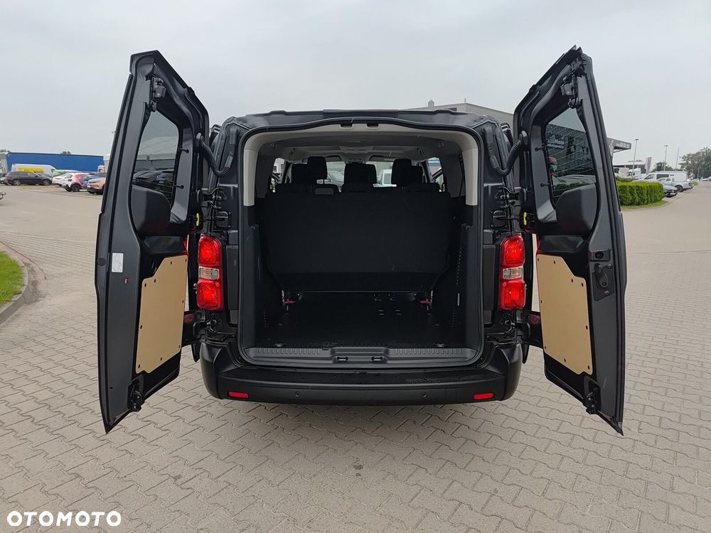 Opel Vivaro - 15
