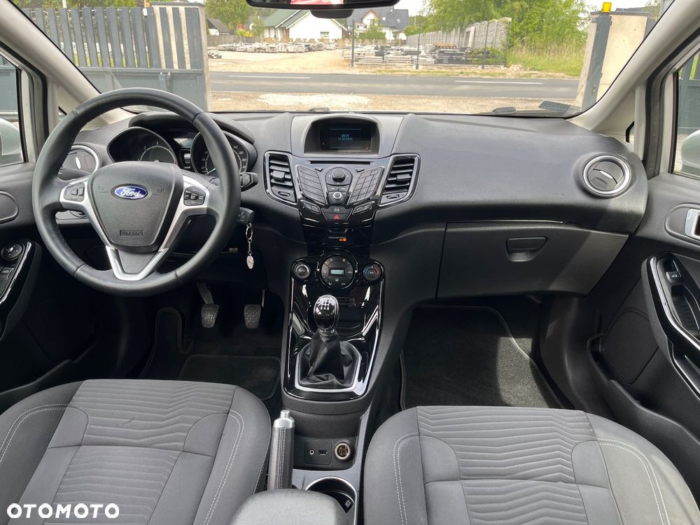 Ford Fiesta - 8