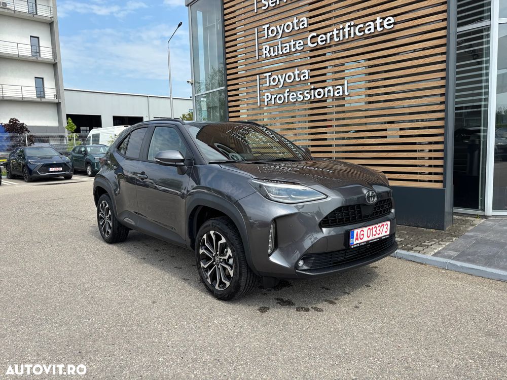 Toyota Yaris Cross 1.5 VVT-i HSD 4x2 Dynamic - 1