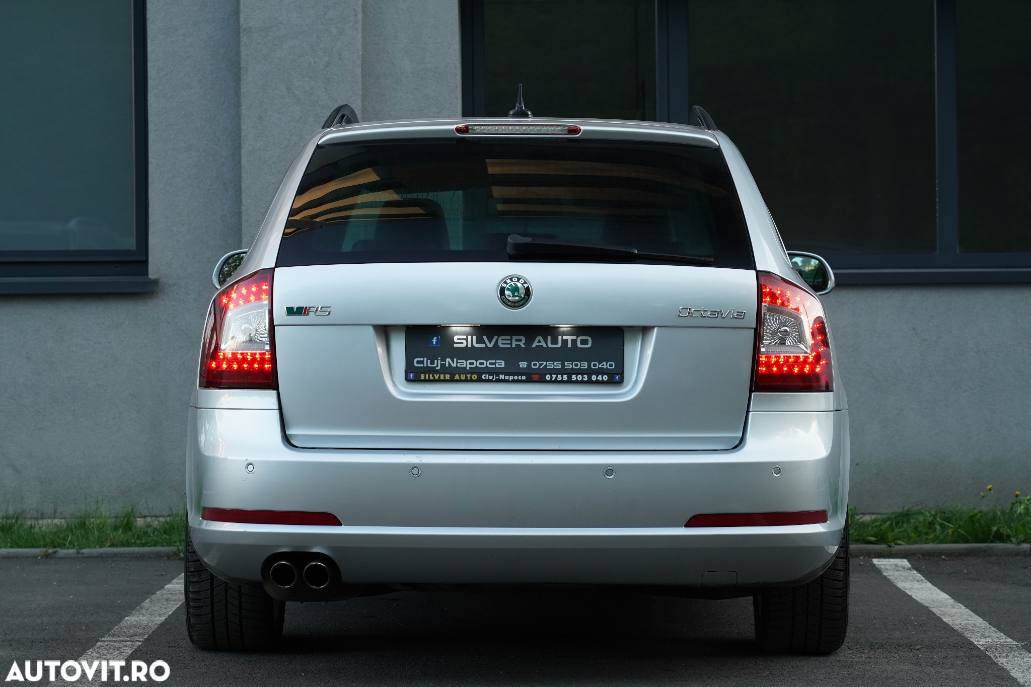 Skoda Octavia Combi Diesel 2.0 TDI RS - 11