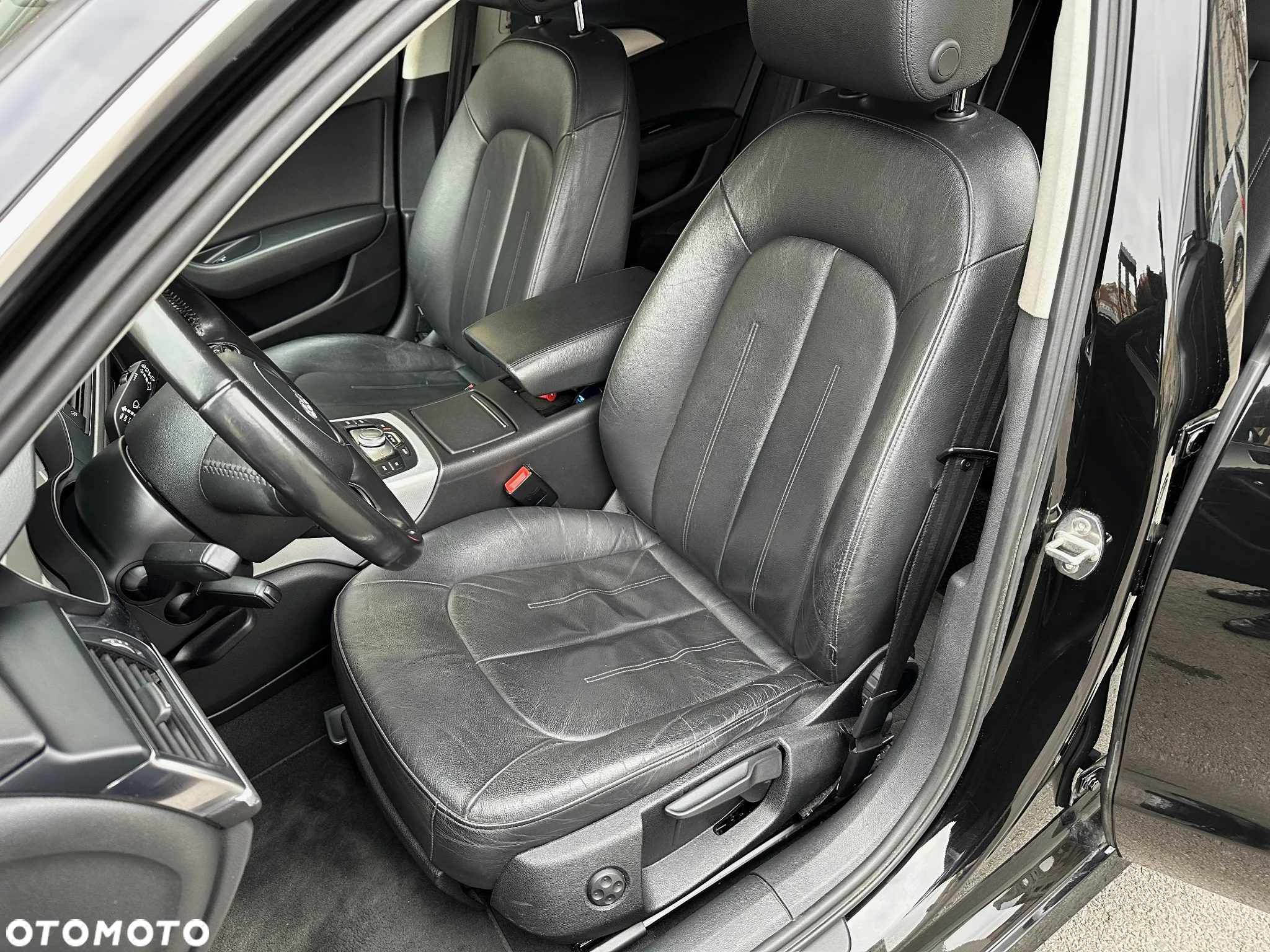 Audi A6 Avant 2.0 TDI Ultra S tronic - 13