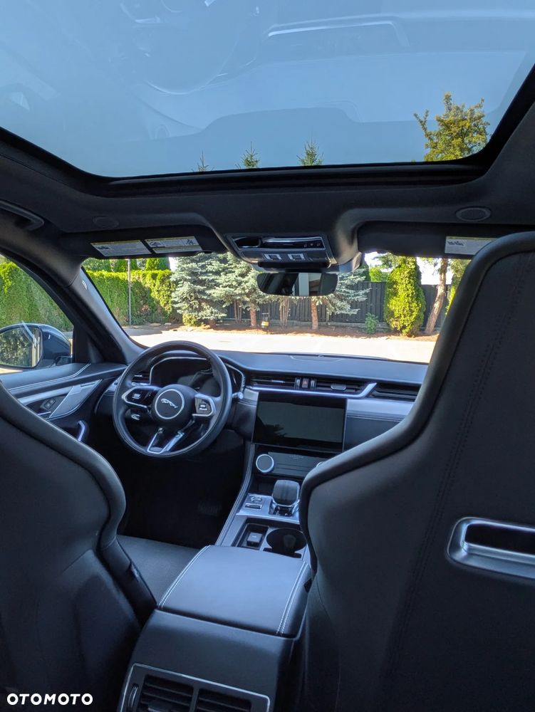 Jaguar F-Pace 3.0 P400 mHEV AWD R-Dynamic S - 18