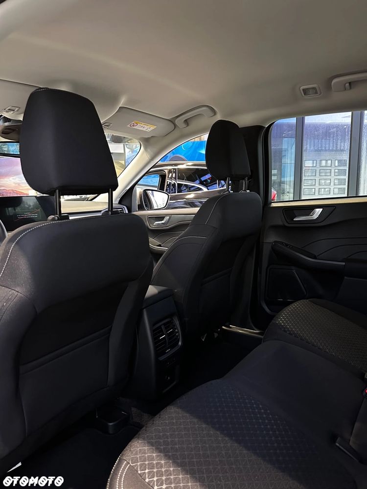 Ford Kuga 2.5 FHEV FWD Titanium eCVT - 7