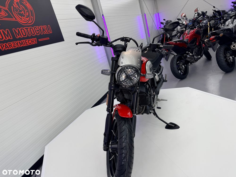 Ducati Scrambler - 33