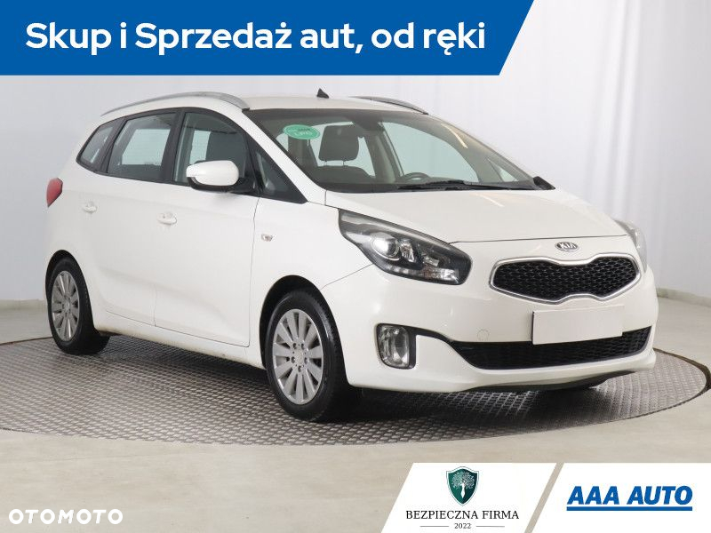 Kia Carens - 2