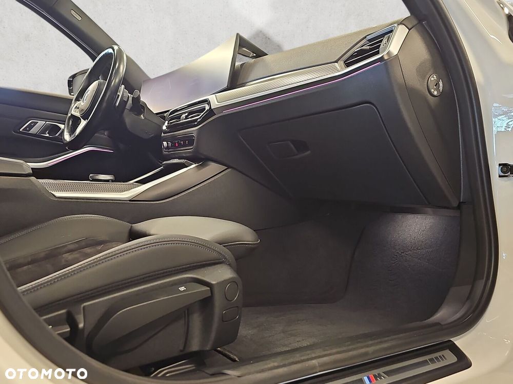 BMW Seria 3 - 23