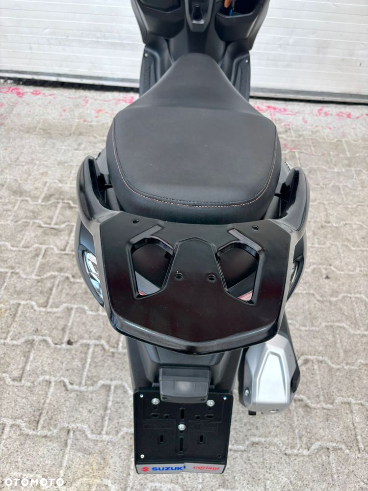 Suzuki Burgman - 31