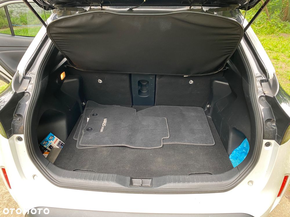 Toyota Yaris 1.5 VVT-i GR SPORT - 9