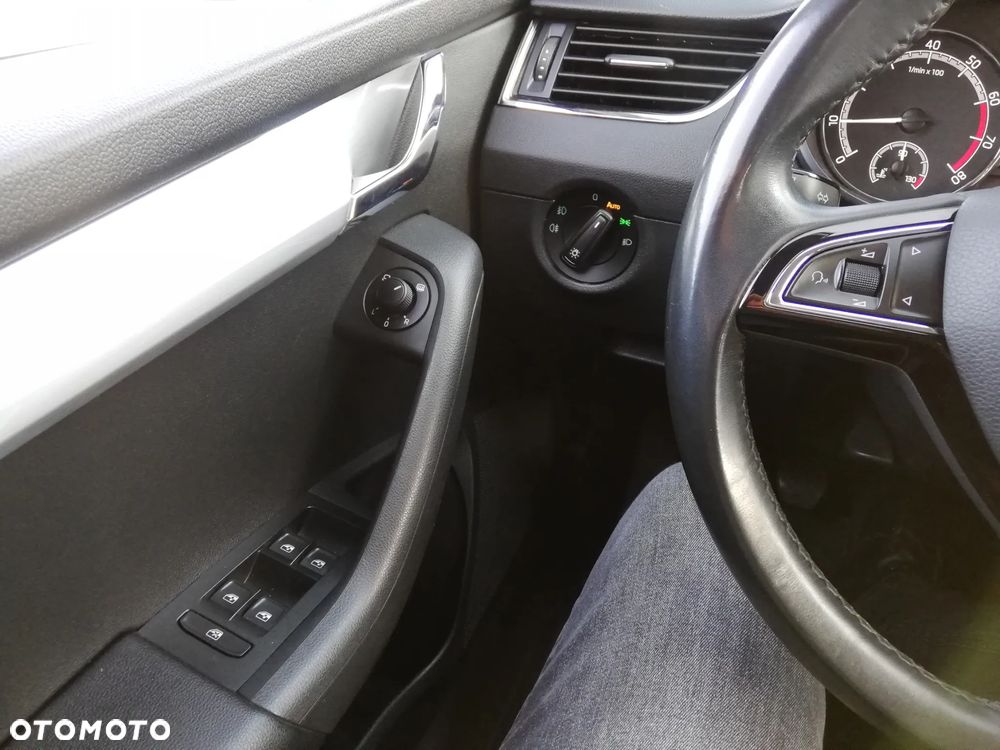 Skoda Octavia 1.0 TSI Drive - 16